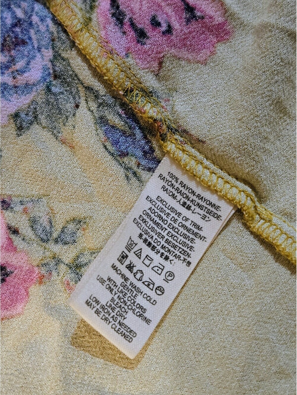 Free People Yellow Floral Midi Dress Size Small Boho V-Neck Button Front Rayon - Picture 9 of 10
